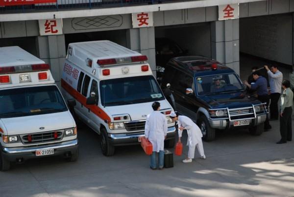 额尔古纳市救护车转院